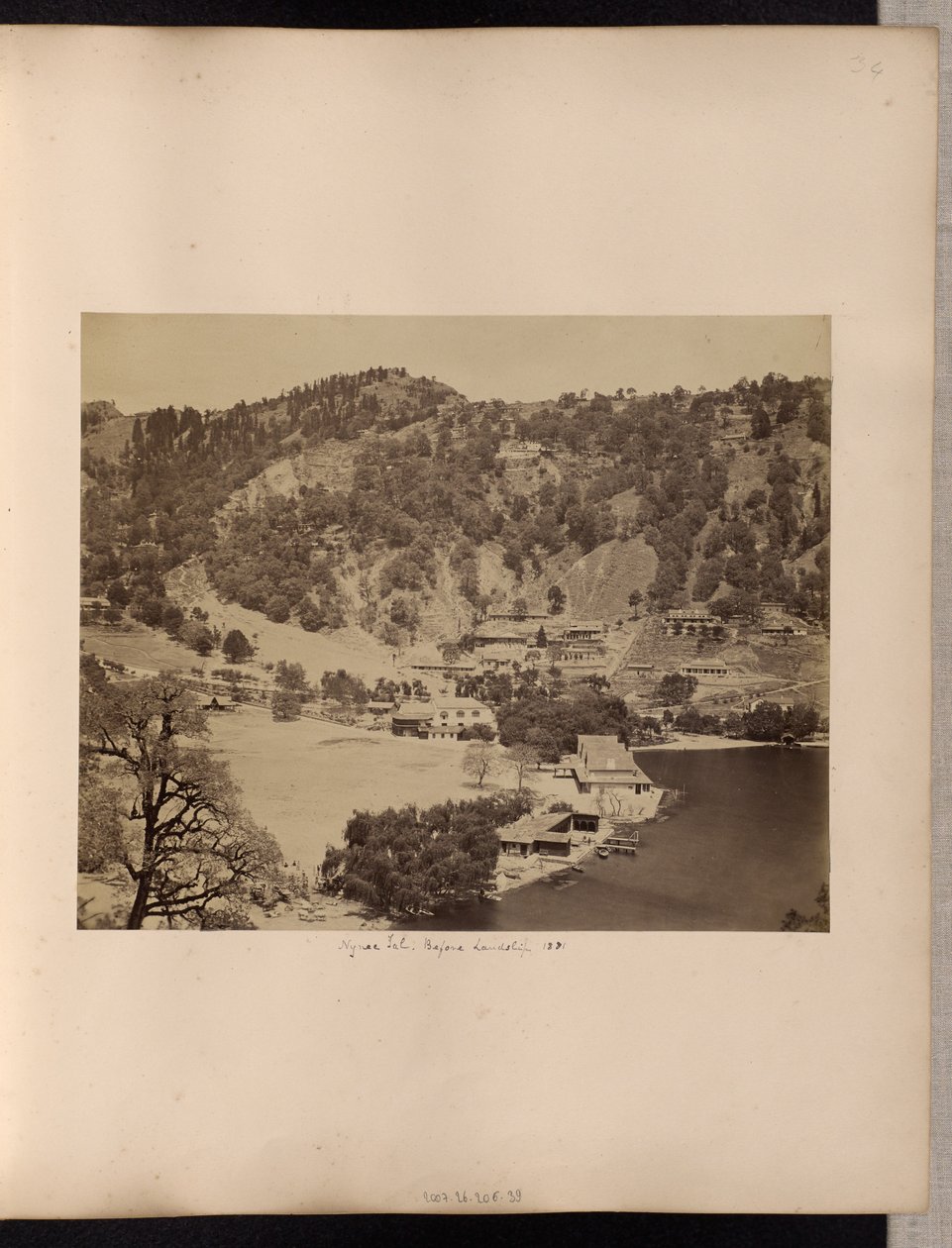 Nynee Tal, vor dem Erdrutsch, 1881 von Unknown artist
