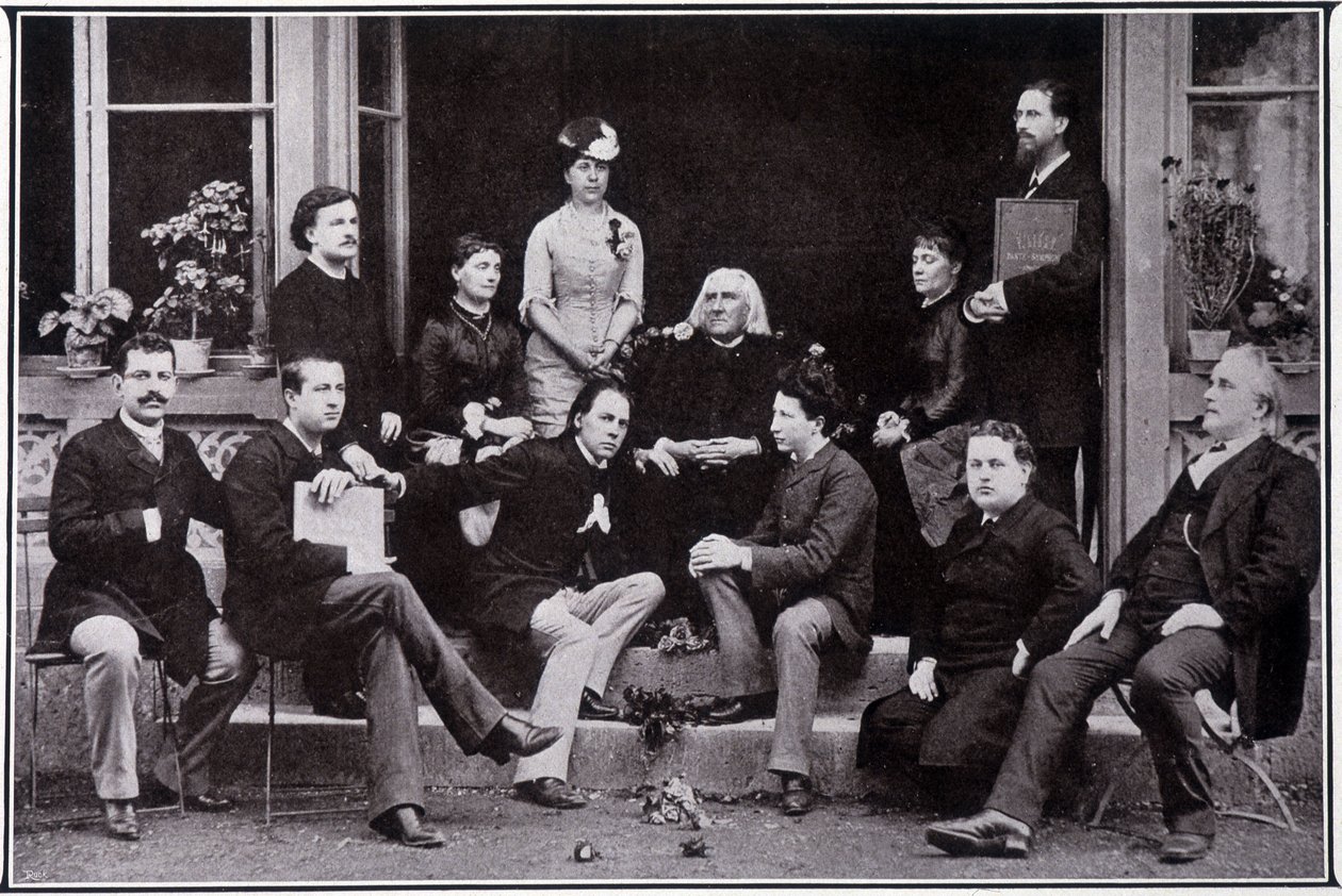 Franz Liszt (1811-1886), in Weimar, im Kreis seiner Lieblingsschüler von Unknown photographer