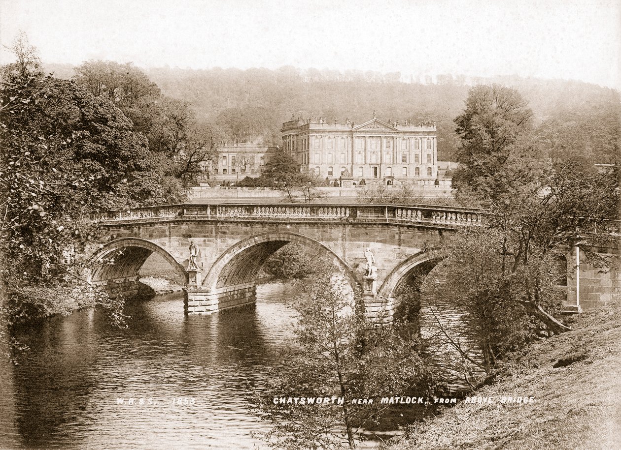 Chatsworth House und die Brücke über den Fluss Derwent, Derbyshire, 1853 von WR and S