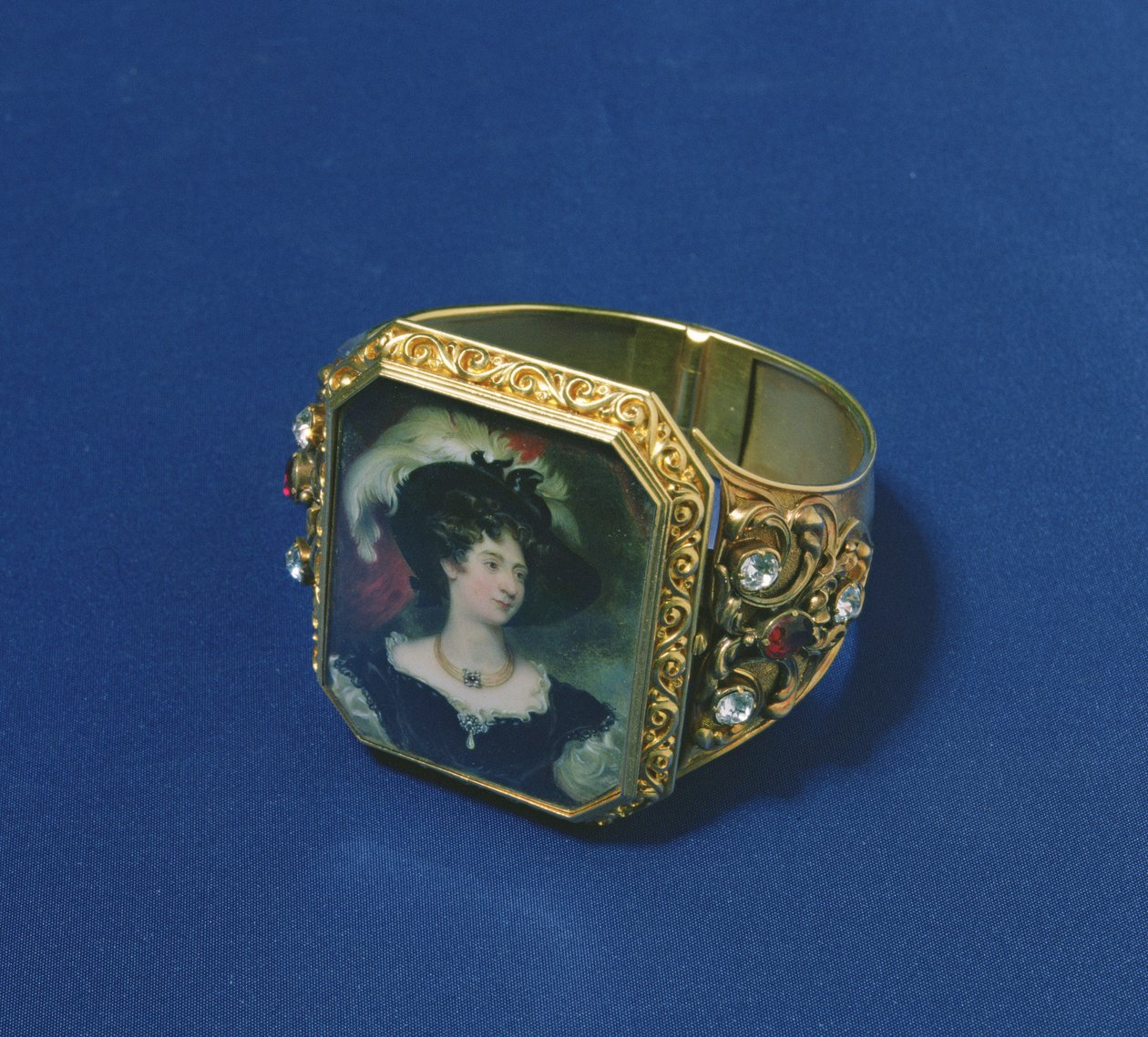 Armreif mit Miniaturporträt von Charlotte, Herzogin von Northumberland von William Essex
