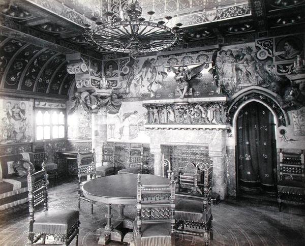 Esszimmer im Haus von William Burges von William Burges