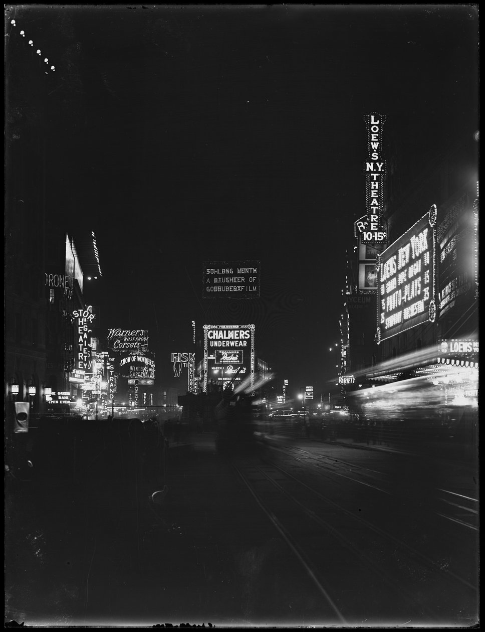 Beleuchtete Schilder am Times Square, New York City, 1917 von William Davis Hassler