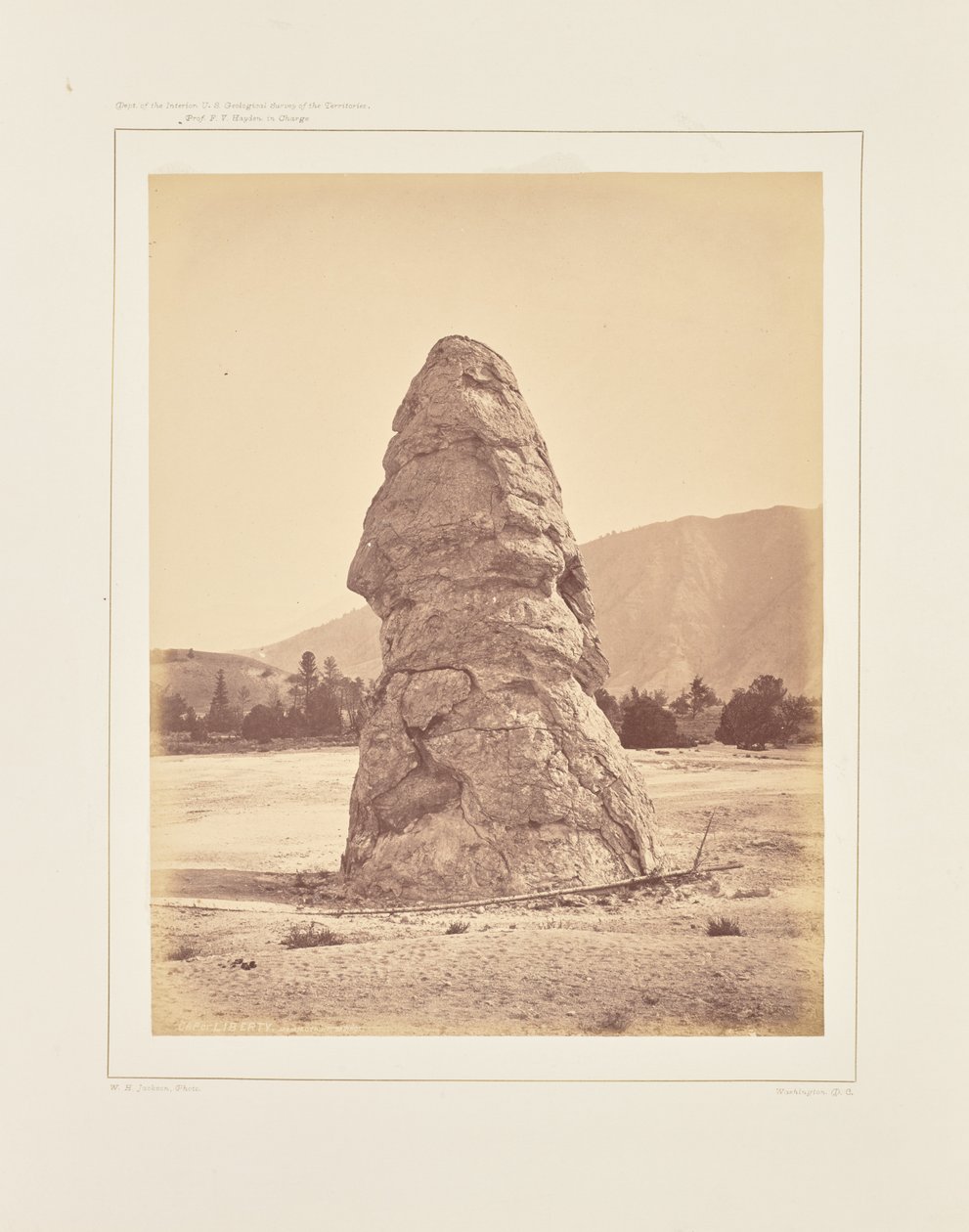 Freiheitskappe, Mammoth Hot Springs von William Henry Jackson