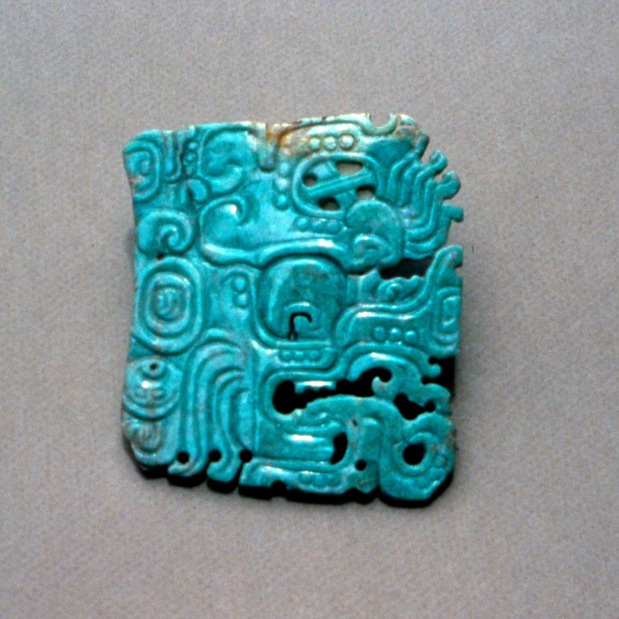 Gravur von Itzamna aus einem Grab in Topoxte, Peten, Guatemala, Klassische Periode, ca. 300-900 n. Chr. (Jade) von Hippolyte Lalaise Devéria
