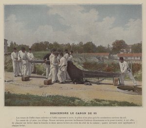95-mm-Kanone absenken von (after) French Photographer