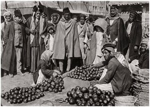 Obstmarkt in Bagdad, Irak, 1925