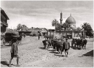 Blick auf eine Straße vom Nordtor, Bagdad, Irak, 1925
