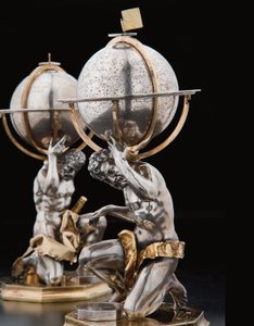 Zwei außergewöhnliche terrestrische und himmlische Globen, getragen von Herkules und Atlas, Augsburg, 1697-99