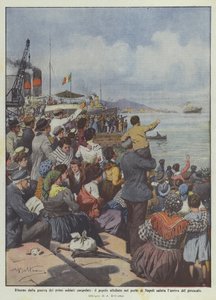 Rückkehr der ersten entlassenen Soldaten aus dem Krieg, das Volk drängt sich im Hafen von Neapel zur Begrüßung von Achille Beltrame