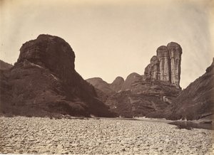 Gestapelter Steinberg in der Nähe von Sing Chang, ca. 1869 von Afong Lai