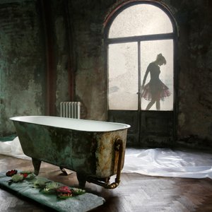 Vergessenes Bad der Ballerina von Alejandra Baci