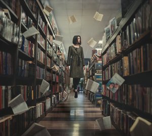Schwebender Bibliothekstraum von Alexandar Lazarov