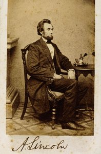 Eine signierte Carte-de-Visite-Fotografie von Abraham Lincoln, 1861