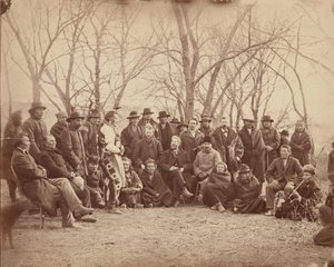 Indianer mit Regierungsvertretern von Alexander Gardner