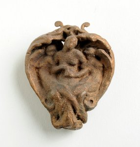 Maquette für ein Anhänger mit dem toten Christus, gehalten von zwei Engeln