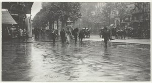 Ein nasser Tag auf dem Boulevard, Paris, 1894, gedruckt 191832 von Alfred Stieglitz