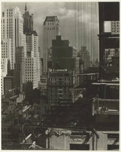 Von meinem Fenster bei An American Place, Norden, 1931 von Alfred Stieglitz