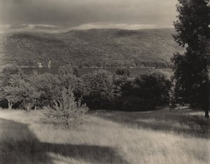Lake George vom Hügel aus von Alfred Stieglitz