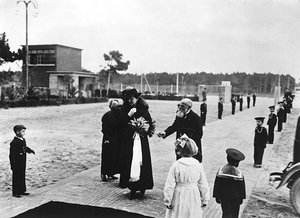 Villa Rosa Maltoni Mussolini: offizieller Besuch von Helena von Montenegro, Ehefrau von Viktor Emanuel III. von Fratelli Alinari