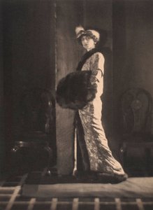 Olga de Meyer, ca. 1912 von Alphonse De Meyer
