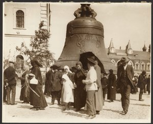 Fotografien von der Studienreise nach Russland für das Gemälde "Die Abschaffung der Leibeigenschaft in Russland" (1914), aus dem "Epos der Slawen-Zyklus, Moskau" von Alphonse Maria Mucha