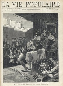Auf der Bühne eines Wandertheaters schaut das versammelte Publikum auf die Nummer eines Schwertschluckers, an den Seiten, versteckt hinter dem Bühnenvorhang, beobachten zwei Künstler es mit einem Lächeln. Illustration von Alfons Maria Mucha (Alphonse Marie von Alphonse Mucha
