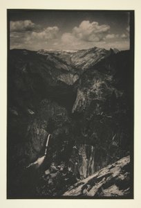 Yosemite: Entfernte Wasserfälle