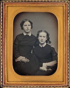 Porträt von zwei Mädchen von American 19th Century