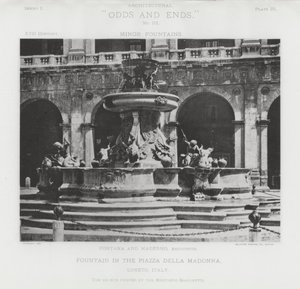 Brunnen auf der Piazza Della Madonna, Loreto, Italien