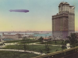 New York: Pier Nr. 1, North River; Battery Park und Whitehall Building von American Photographer (after)