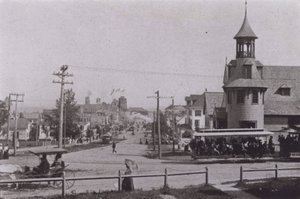 Old Orchard Beach, Maine: Old Orchard mit Blick auf den Strand von American Photographer (after)