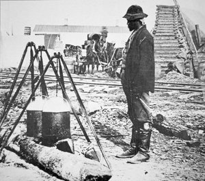 Ein schwarzer Koch in einem Lager der Unionsarmee während des amerikanischen Bürgerkriegs (1861-65) von American Photographer