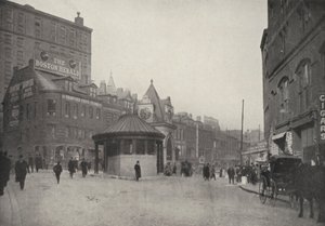 Boston: Scollay Square und Eingang zum East Boston Tunnel von American Photographer