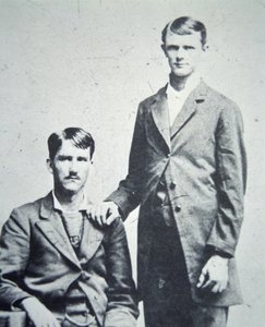Frank (1843-1915) und Jesse James (1847-82) ca. 1870 von American Photographer