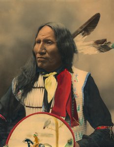 Porträt des Oglala Sioux Häuptlings Strikes With Nose von American Photographer