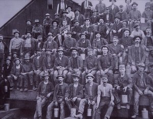 Sägewerksarbeiter von American Photographer