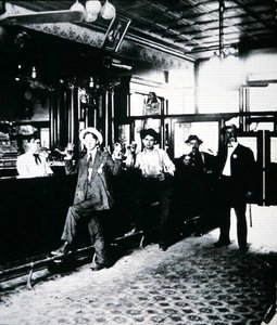 Typischer westlicher Saloon