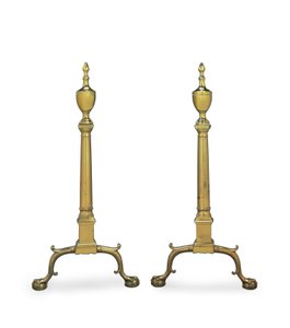 Ein Paar Chippendale-Kaminböcke, Philadelphia oder New York, 1780-1800