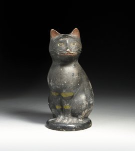 Geformte und dekorierte Katze