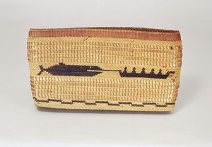 Nootka-Korb, der eine Walfangszene darstellt, von der Nordwestküste von American School