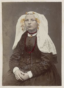 Porträt einer Frau in der Tracht von Beijerland