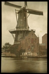 Dampfgetreidemühle De Adriaan am Spaarne, Haarlem von Anonymous