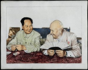 Nikita Chruschtschow und Mao Zedong - Anonym. Porzellan, Überglasurdekoration, frühe 1960er Jahre