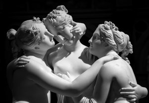 Antonio Canovas Statue Die drei Grazien, 2019