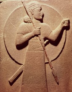 Relief, das einen hethitischen Krieger darstellt, aus Karkemisch, 11.-9. Jahrhundert v. Chr. von Assyrian School