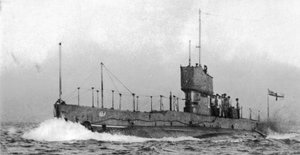 Ansicht des Buges des HMA-U-Boots AE2, ca. 1915
