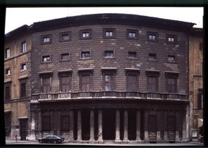 Ansicht des Renaissancepalastes Massimo alle Colonne von Baldassarre Peruzzi