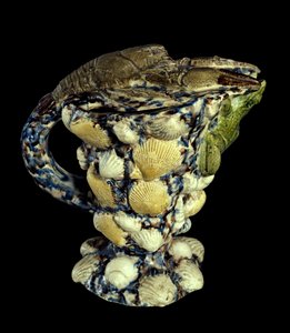 Rustikales Aquamarin mit Keramik, dekoriert mit Muscheln von Bernard Palissy