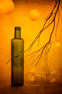Gesprungene Flasche Goldener Schein