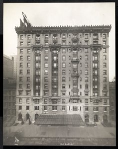 Hotel Woodstock in der 127 West 43rd Street, New York, 1911 oder 1912 von Byron Company